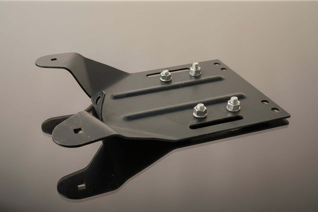 Code 3 MX7000 Lightbar - Mounts with Hardware