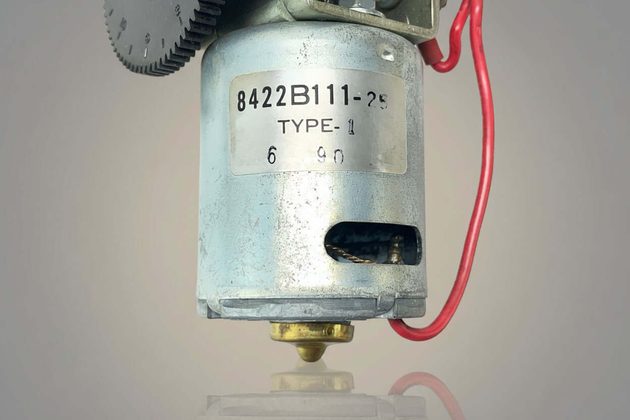 Federal Signal Aerodynic Lightbar - Drive Motor And Gear Assembly