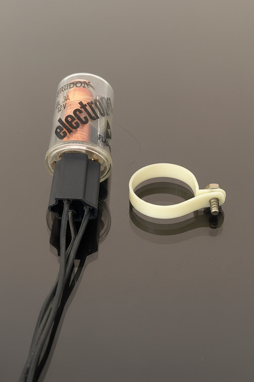 Federal Signal StreetHawk - Secondary Light Flasher with Pigtail