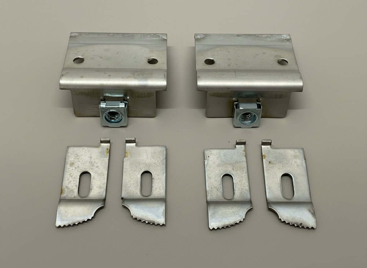 Whelen Edge Lightbar 9000 9M - Cast Aluminum Mounting Legs