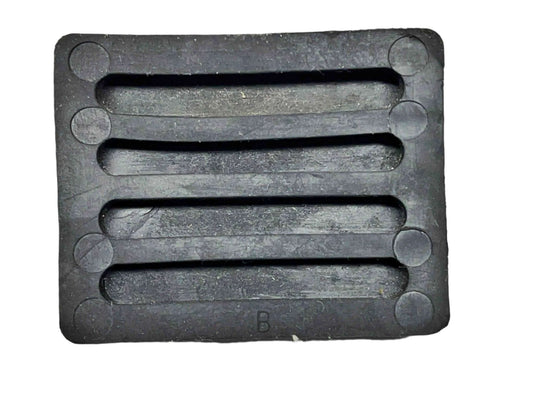 CODE 3 2100 2500 2700 MX7000 Excalibur - One (1) Rubber Bumper Pad Style B