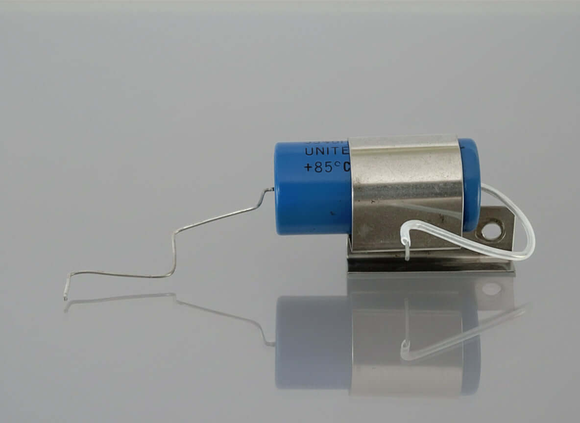 Code 3 XS8000 Intensity Lightbar - Strobe Capacitor B With Holder - Tested