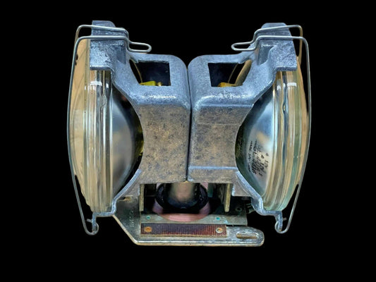 Federal Signal Aerodynic Aerotwin - Rotator Light Assembly with GE 4416 Bulbs