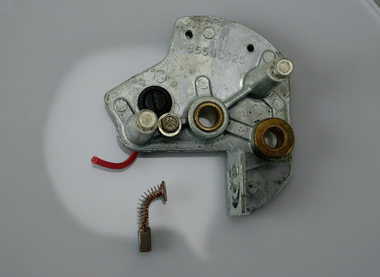 Federal Signal Model FBII FB2 - Plate Assembly with Brush P/N: 85550B017A