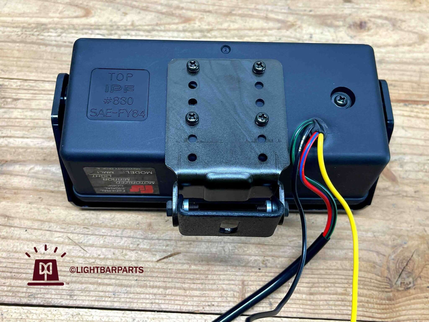 Federal Signal - Luz de espejo motorizada Modelo: MML1-R - Roja - 12 V - Nueva caja abierta