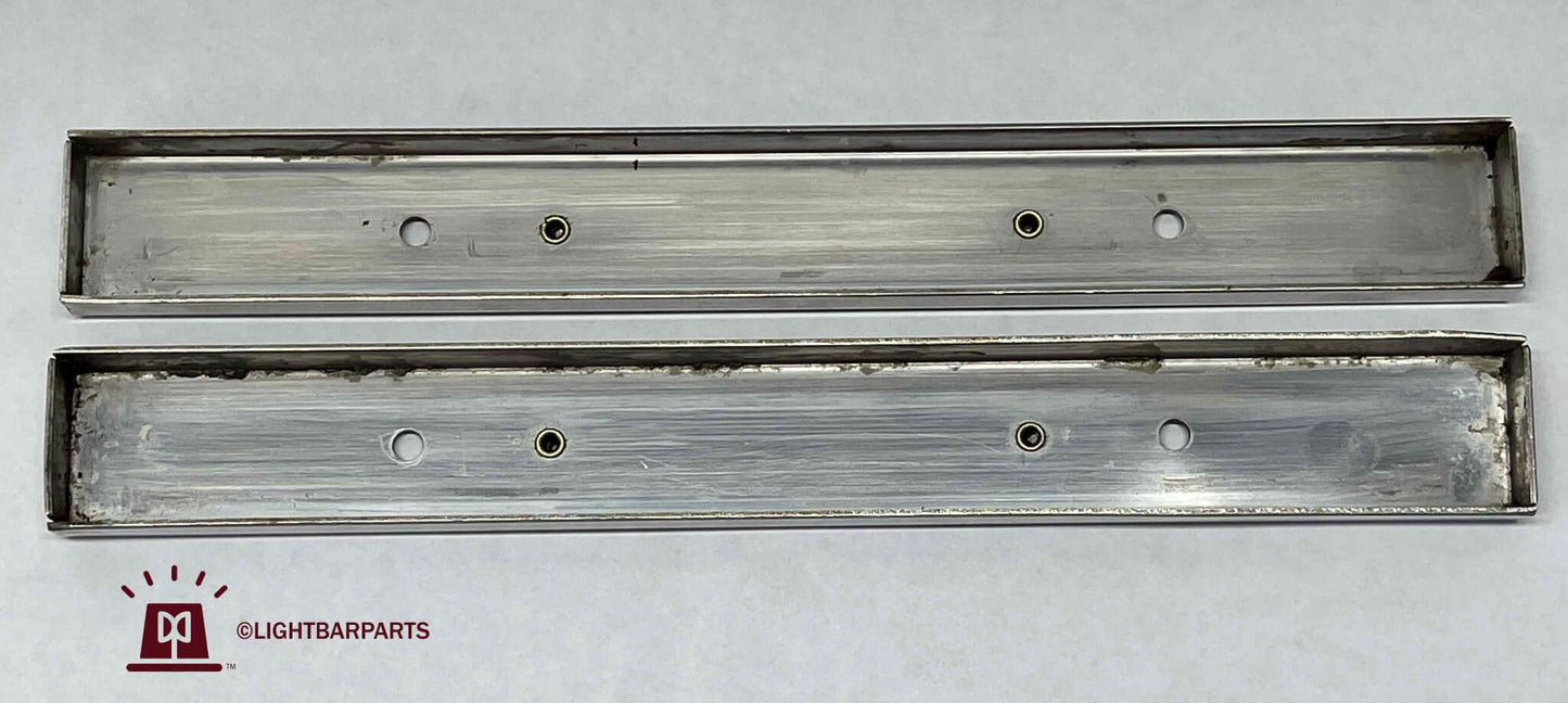 Federal Signal Twinsonic 12F - 12V - Series A3 - Pair of End Caps - Data Plates