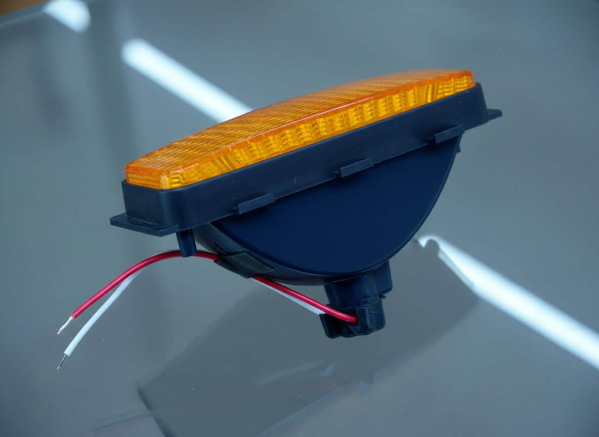 Whelen Traffic Advisor Model TA837A 500 Series Amber Lighthead 01-0683577