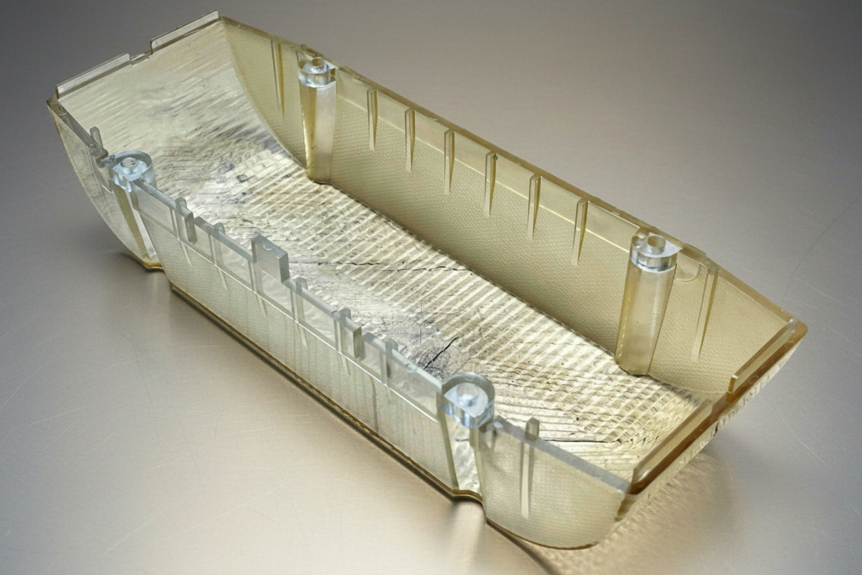 Whelen Edge 9000 9M Lightbar - Clear End Cap Lens