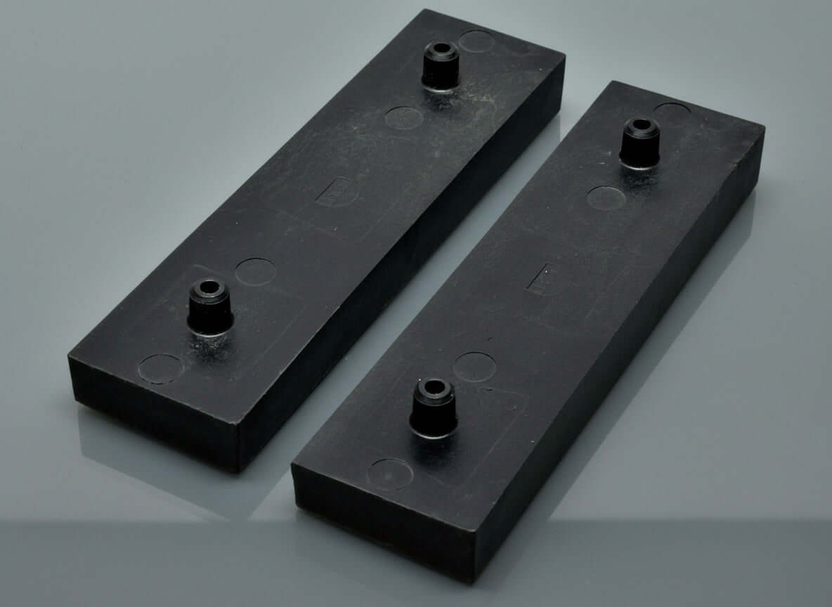 Whelen Lightbar Mount - Pair of Plastic Mount Pads Foot Feet