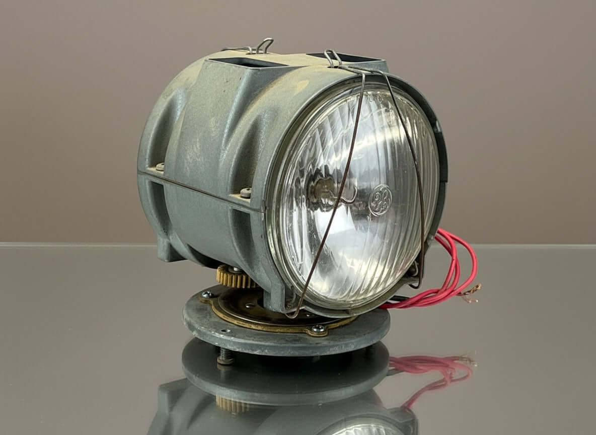 Yankee 911 Lightbar - Double Faced Rotator with Bulbs - Tested