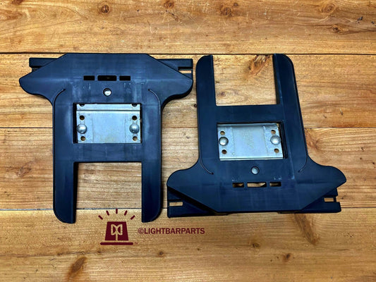 CODE 3 2100 2500 2700 MX7000 Excalibur - Pair Mounting Feet with Hardware - Dual Tension Bolt Version