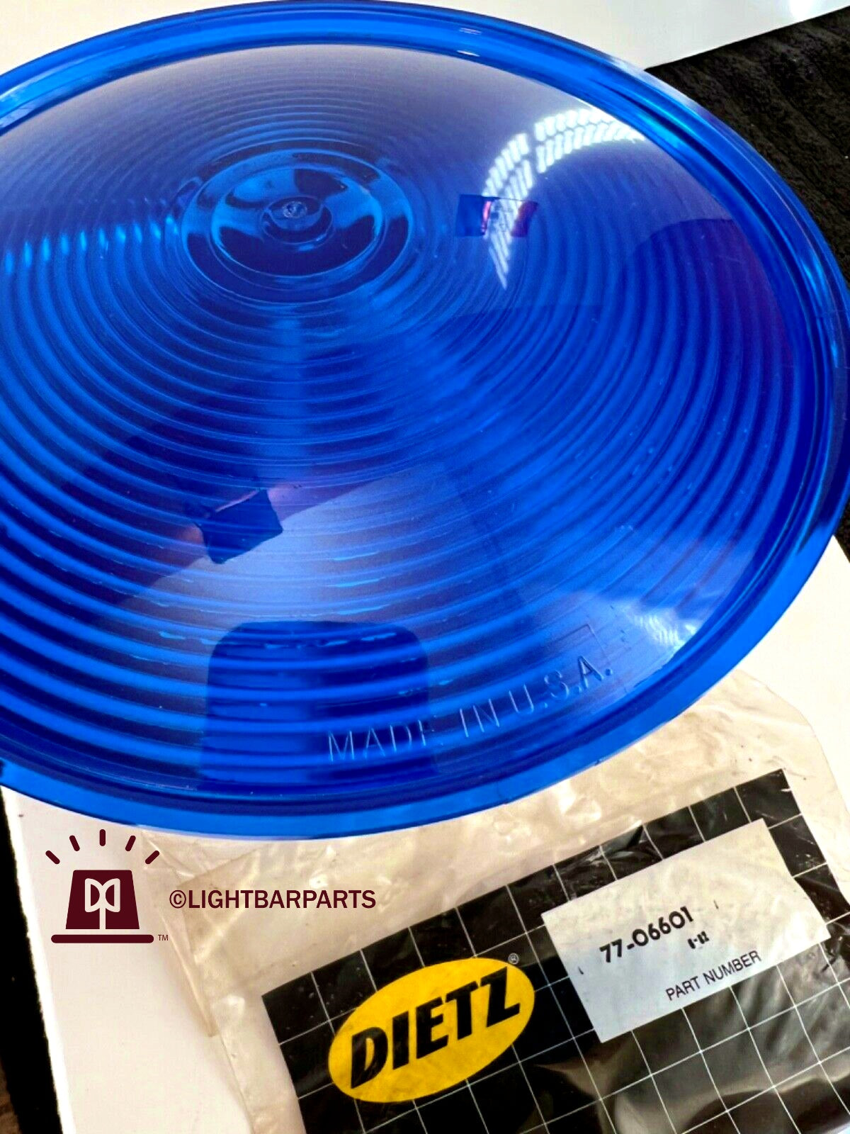 Federal Signal Twinsonic 12F - DIETZ 77-06601 - One (1) Blue Flasher Lens - Rare Item