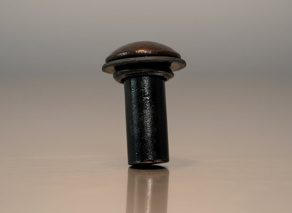 Federal Signal Valor - Special Dome Screw Assembly