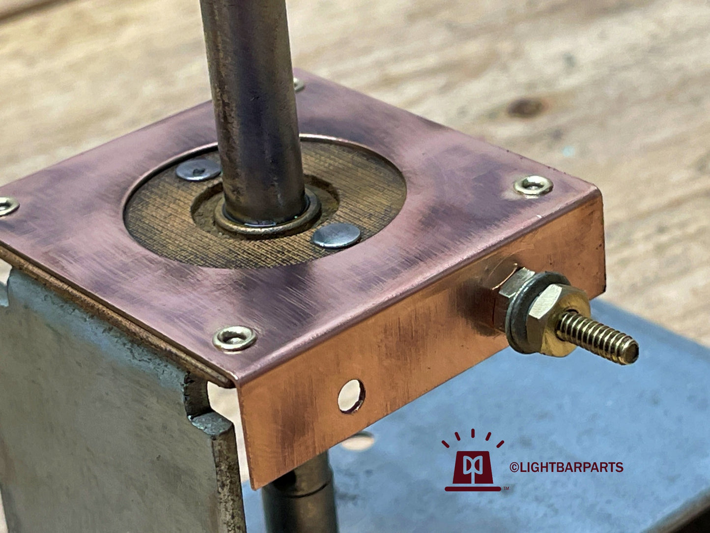 Federal Signal Visibar Twin Beacon Ray Model 11 - Slave Rotator Assembly with Metal Chain Gear