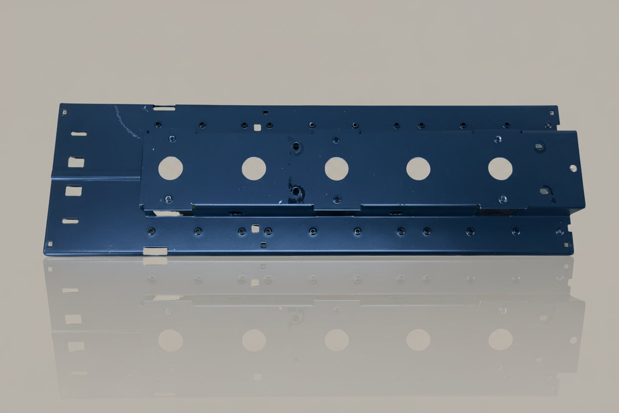 Code 3 MX7000 - End Bottom Plate - Nice!