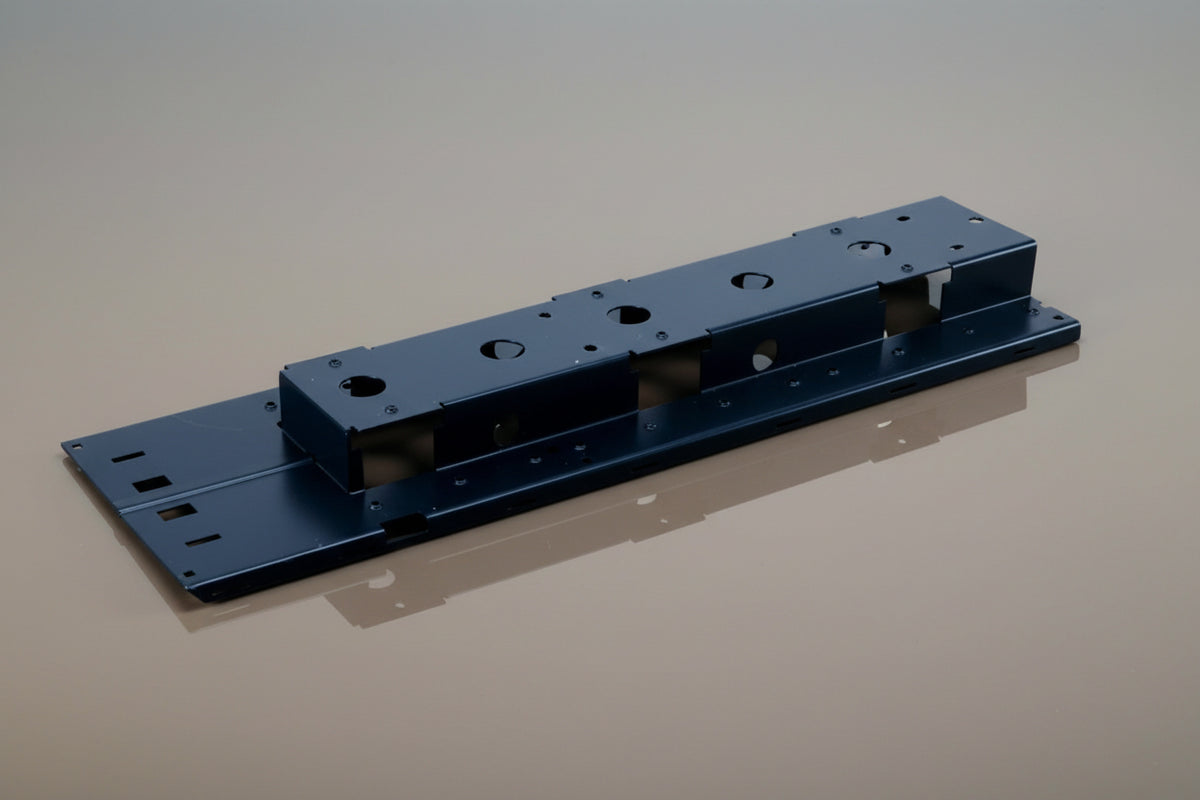 Code 3 MX7000 - End Bottom Plate - Nice!