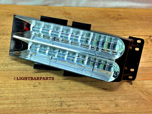 Whelen Ultra Freedom Lightbar - 9 x 9 LIN18 Corner LED Module - P/N: 01-0268805550A - Red