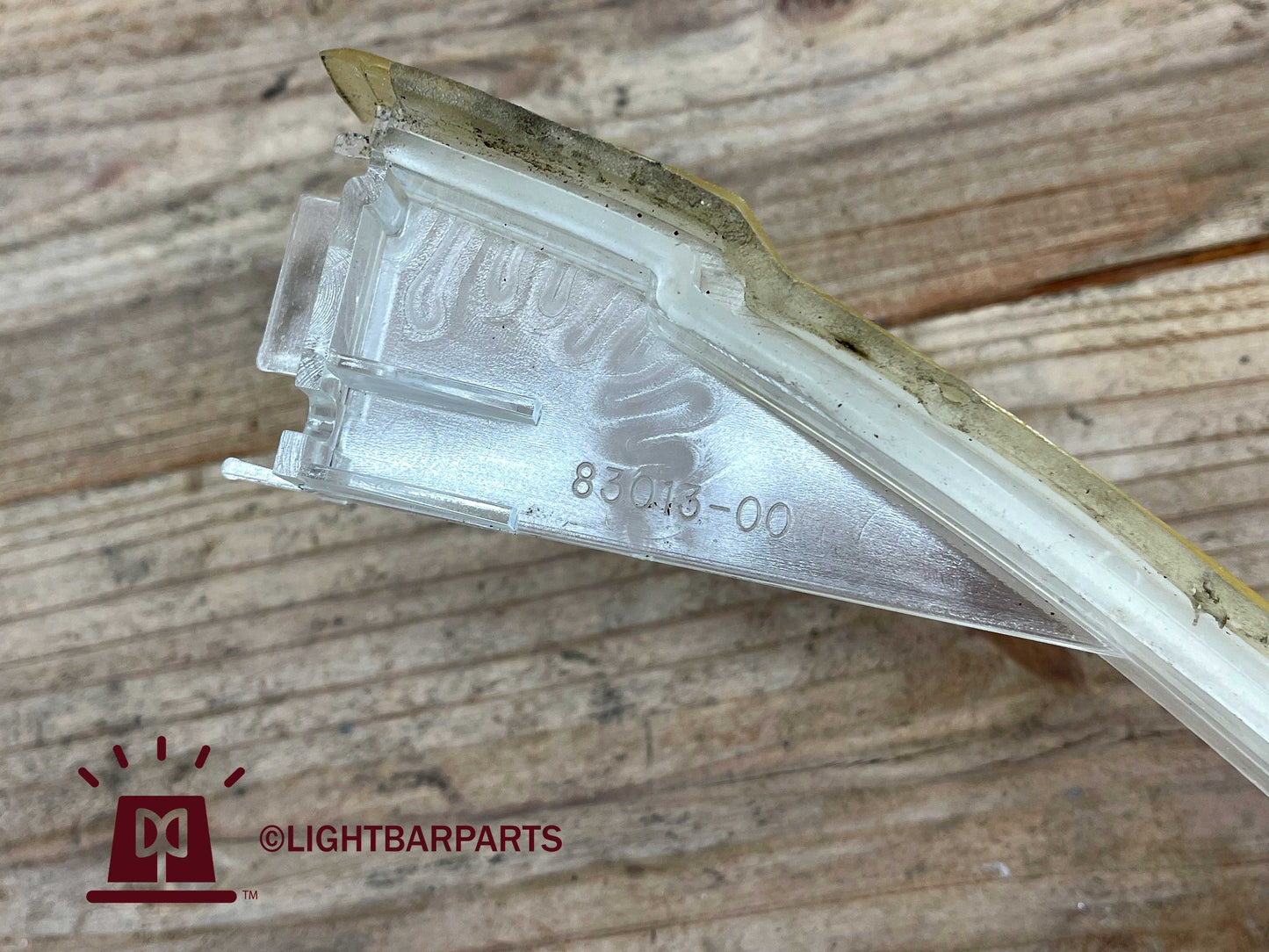 Whelen Centurion Lightbar - Dome Section Bulkhead with Gaskets