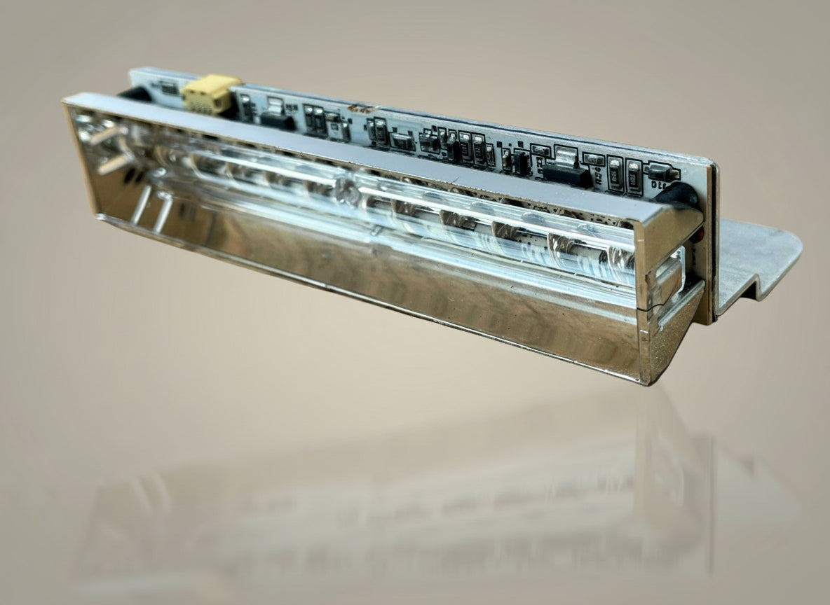 Whelen Legacy Lightbar - Inboard Module - DUO Module White / Blue P/N: 01-026E389-23C