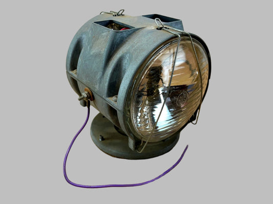 Yankee 911 Lightbar - Stationary Double Faced Flasher with Bulbs - Tested