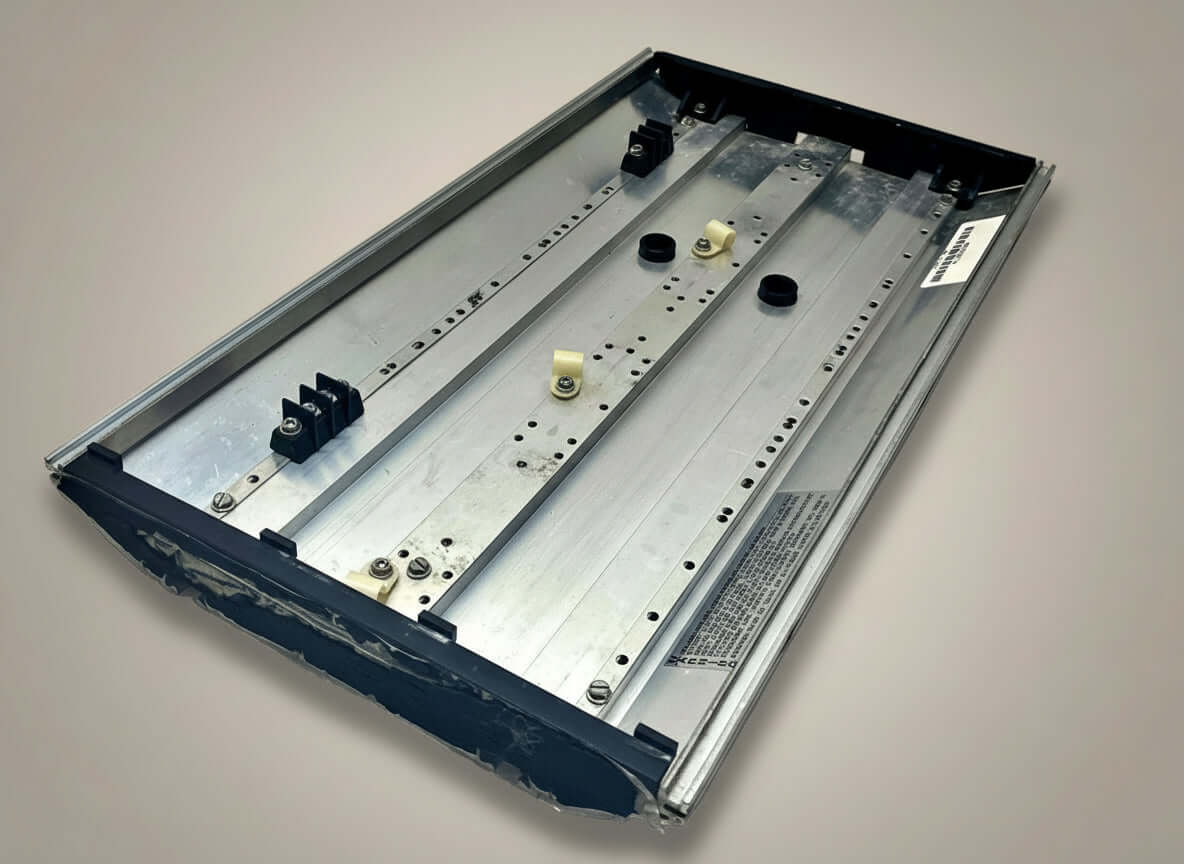 Code 3 Light Control Box Code 3 XL Mini - Lightbar Frame