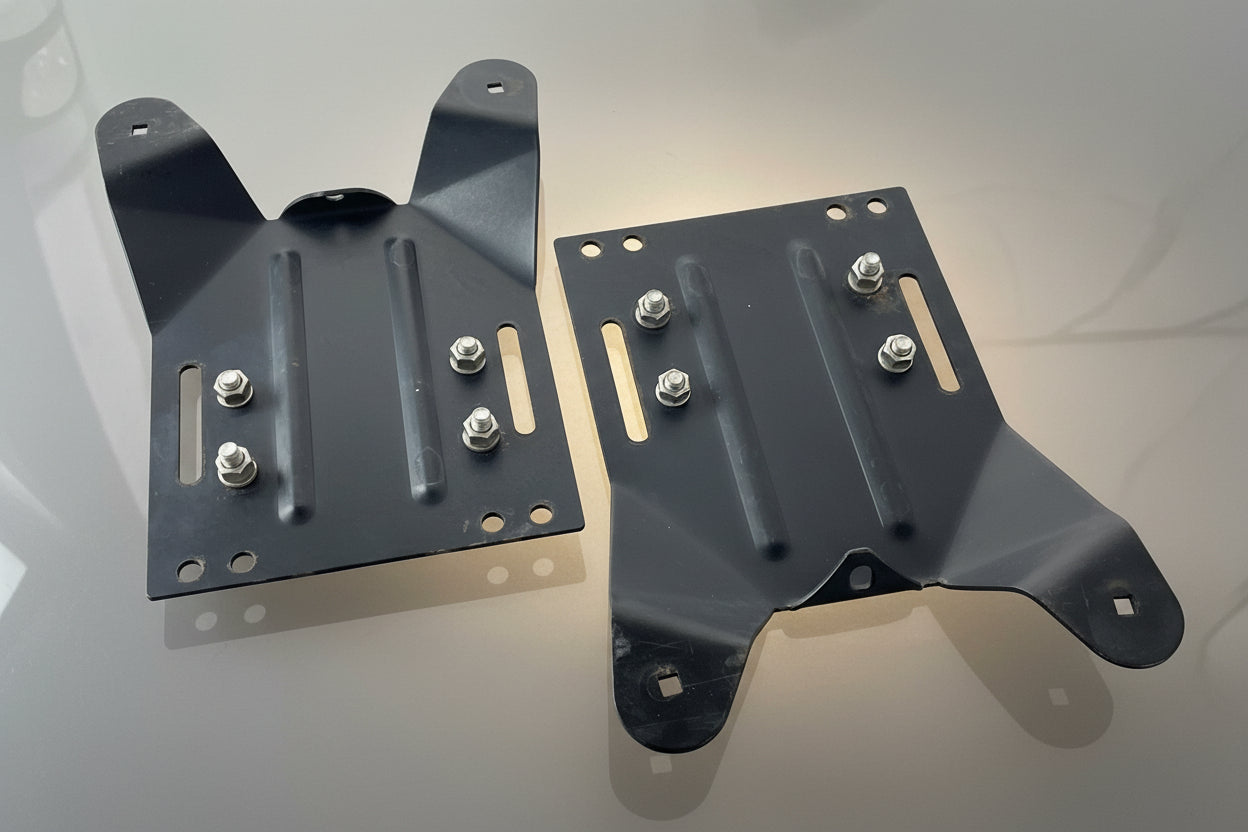 Code 3 MX7000 Lightbar - Mounts with Hardware