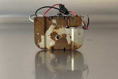 Code 3 - Oscilaser Wobble Light For Parts or Repair