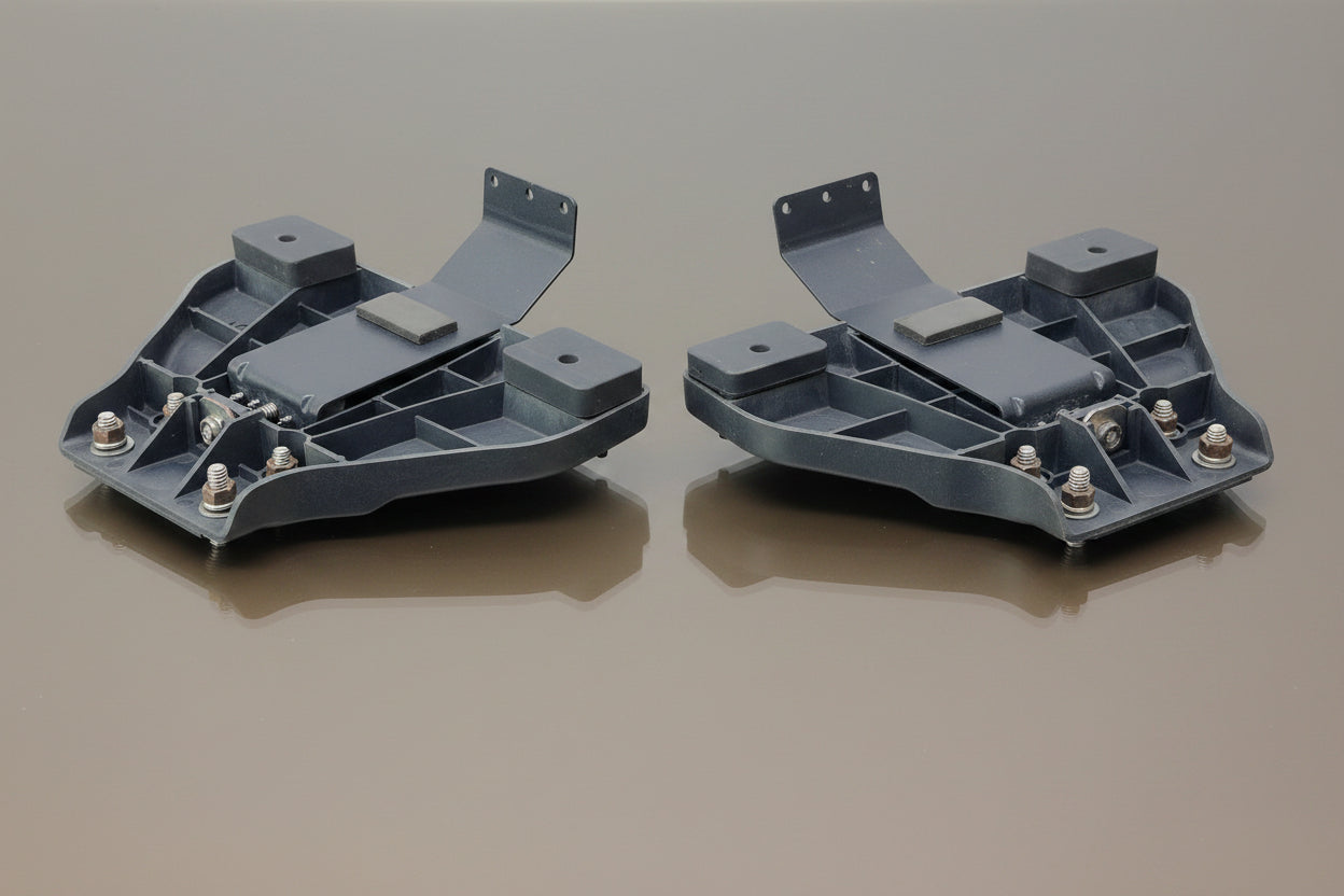 Federal Signal Legend - Mounts with Gutter Clamps and Hardware