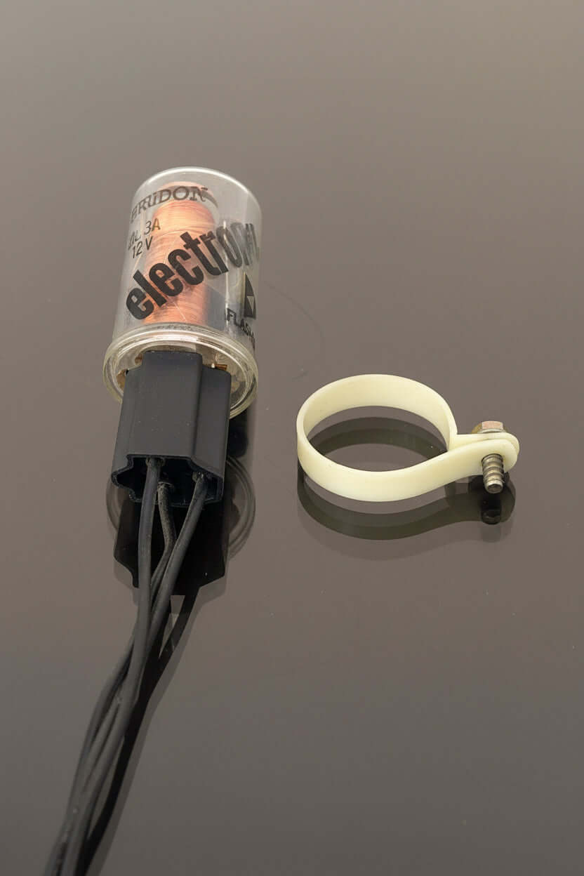 Federal Signal StreetHawk - Secondary Light Flasher with Pigtail