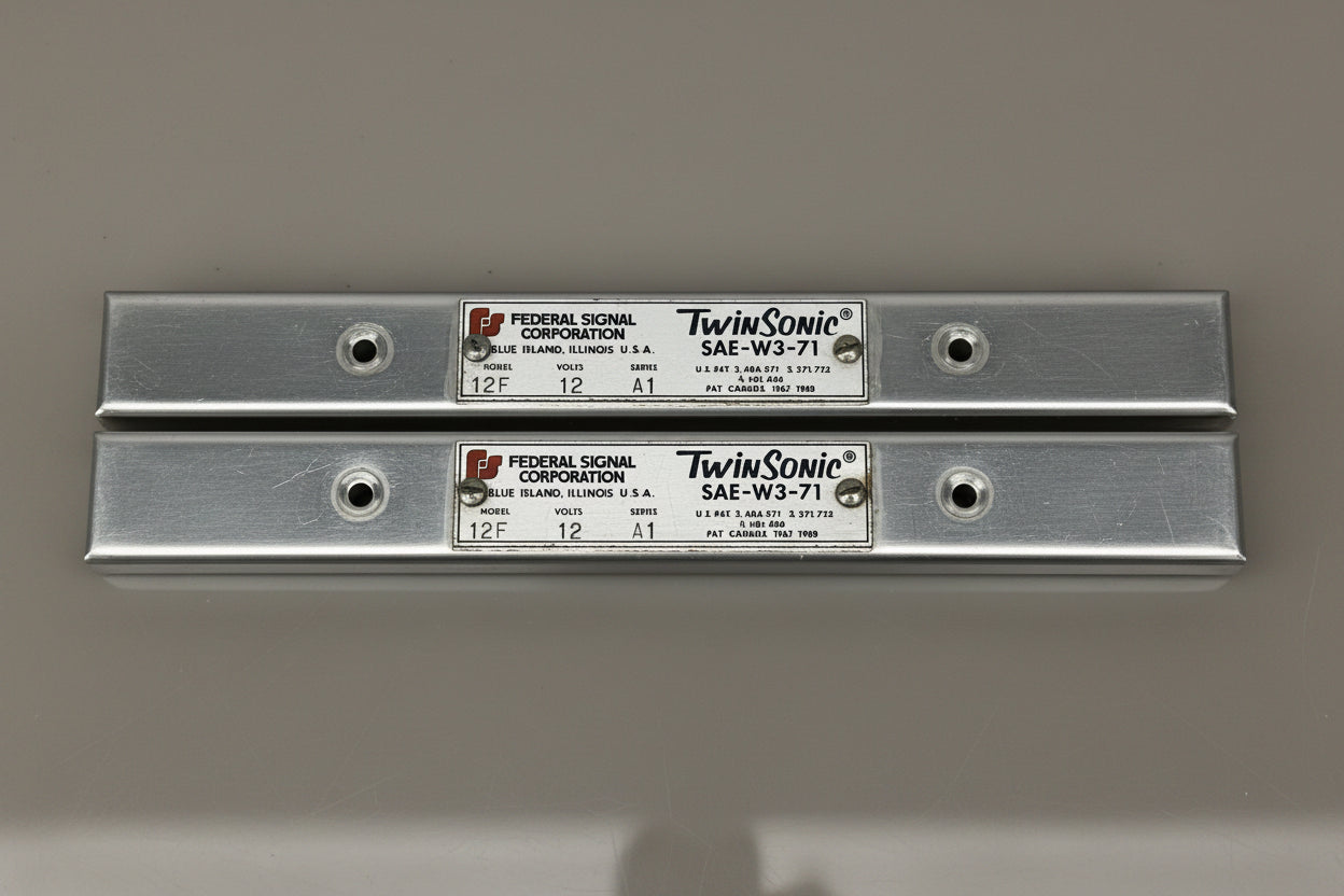 Federal Signal Twinsonic 12F - 12V - Series A1 - Pair of End Caps - Data Plates