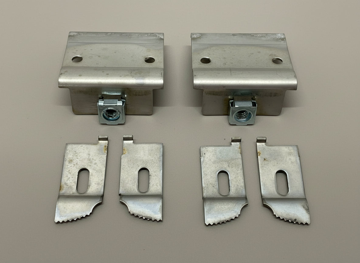 Whelen Edge Lightbar 9000 9M - Cast Aluminum Mounting Legs