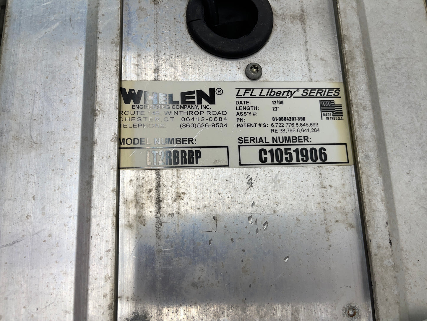 Whelen Liberty 22 Inch Lightbar Four Red Corners with Magnets