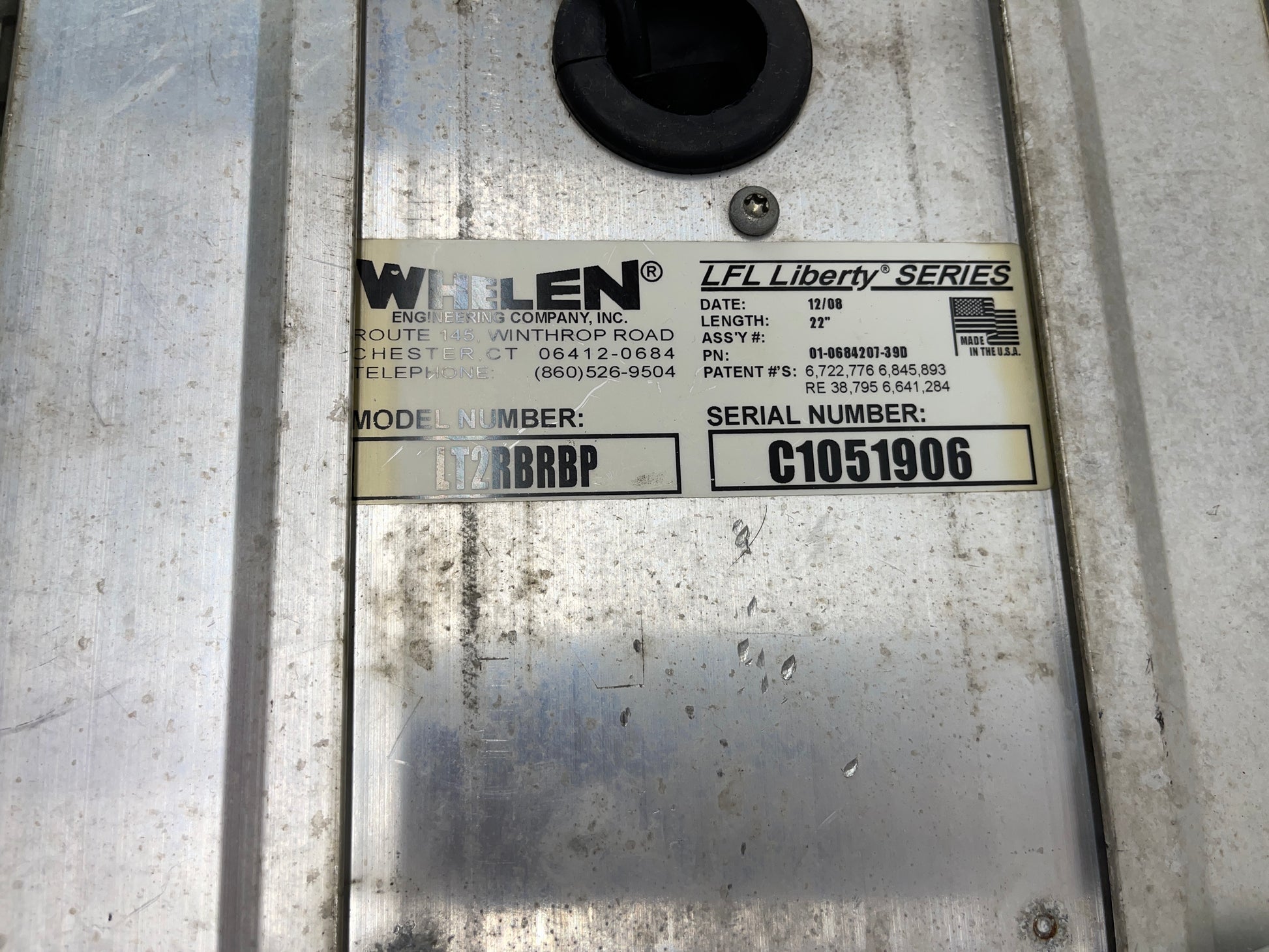 Whelen Liberty 22 Inch Lightbar Four Red Corners with Magnets