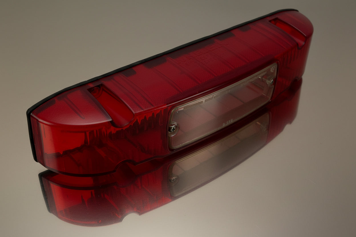 Whelen Liberty Patriot Lightbar - Red End Cap with Clear Alley Light Lens, Gasket and Screws