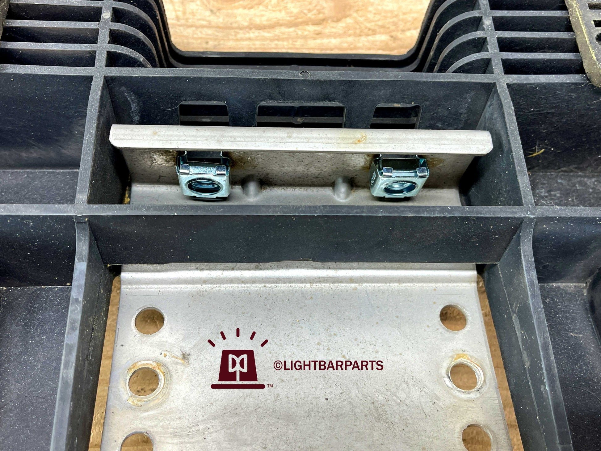 CODE 3 Lightbar  - Pair Mounting Feet with Dual Tension Bolt Gutter Clamps