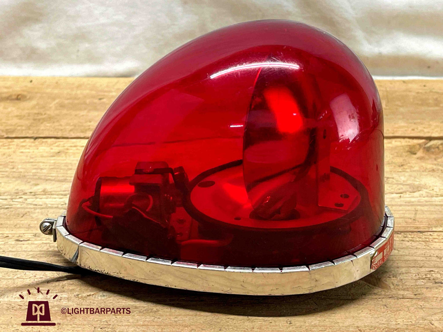 Federal Signal - Red Fire Ball FireBall - Model FB11 / 12v - Kojak Starsky and Hutch Light