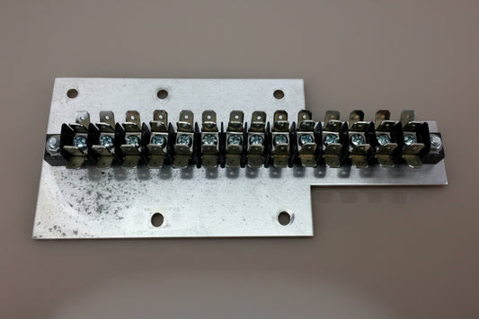 Federal Signal Lightbar - 14 Slot Power Junction Bar