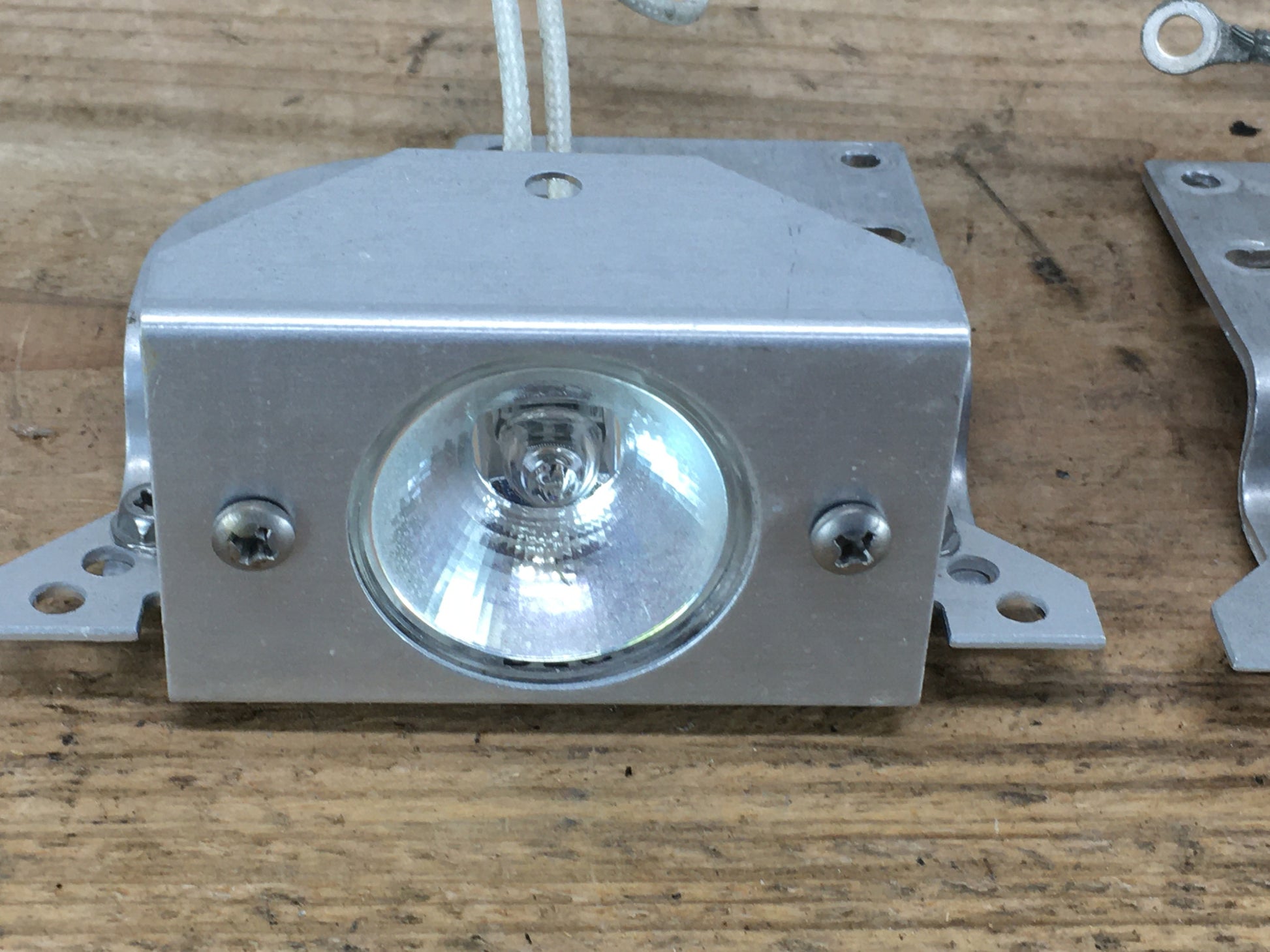 Code 3 PSE Excalibur Lightbar - MR11 Halogen Alley Light Module Tested L&R Pair Light Bar Parts