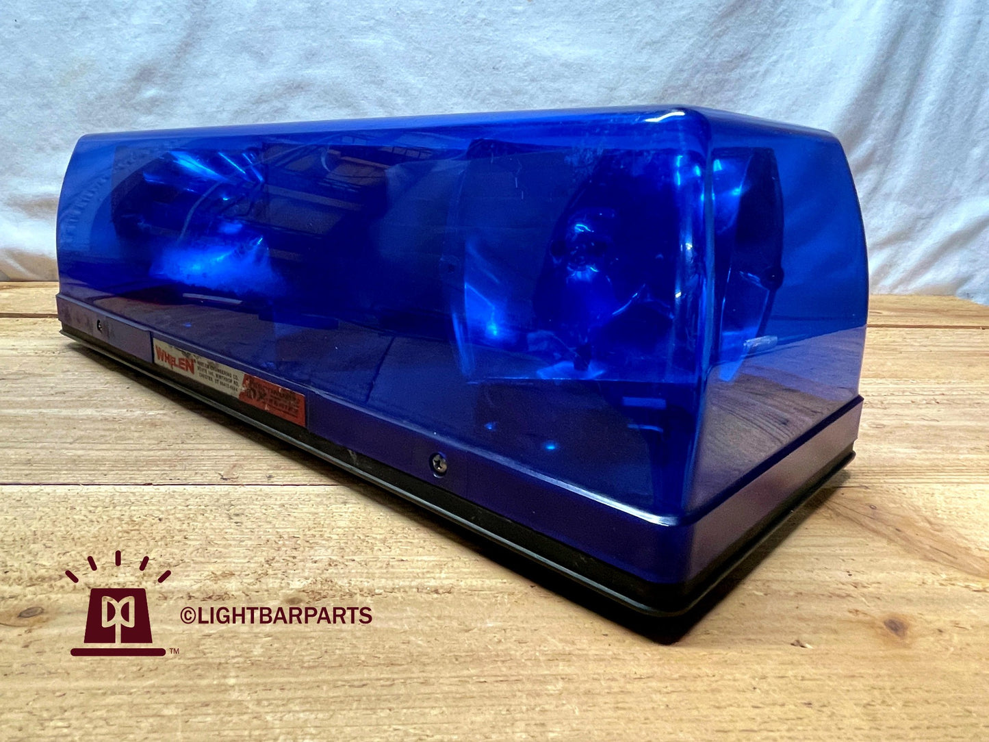 Whelen Responder II DX Series Lightbar - Color: Blue - Magnetic Mount